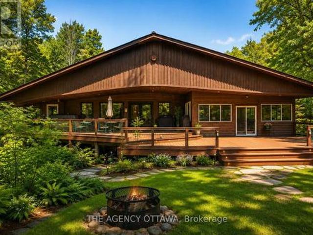 House for sale in North Frontenac, Ontario
