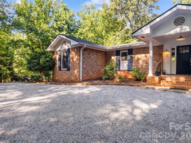 House for sale in Morgan Chapel Village, Columbus