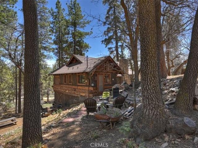 House for sale in Fawnskin, California