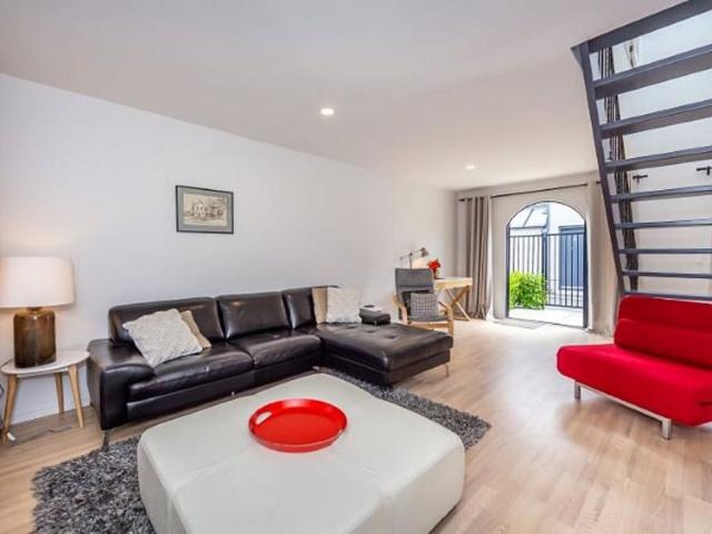 Apartment for rent in Heathcote, Canterbury