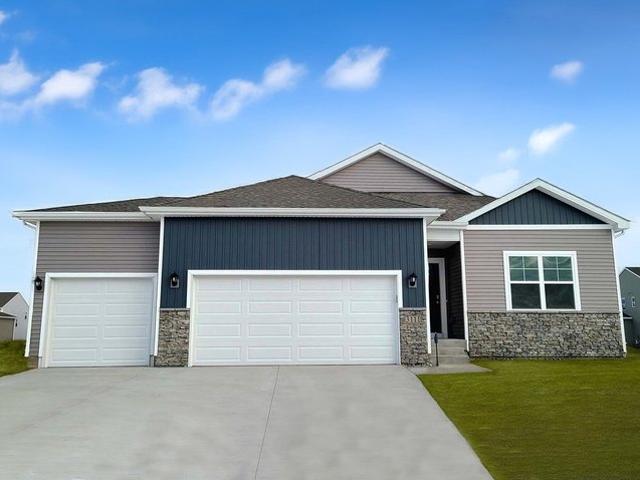 House for sale in Altoona, Iowa