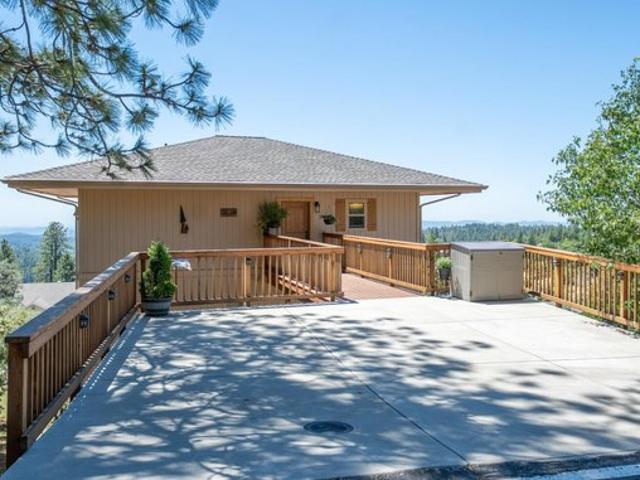 House for sale in Murphys, California