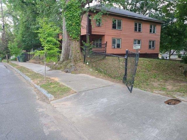 House for sale in Joel Chandler Harris Homes, Atlanta