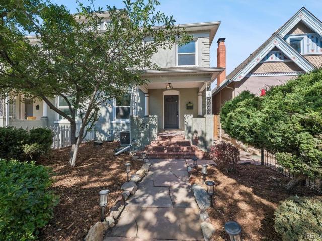 Townhouse for sale in Denver, Colorado