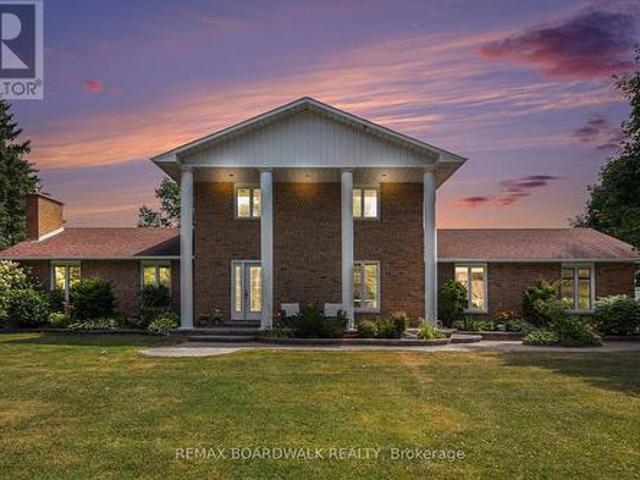 House for sale in Russell, Ontario