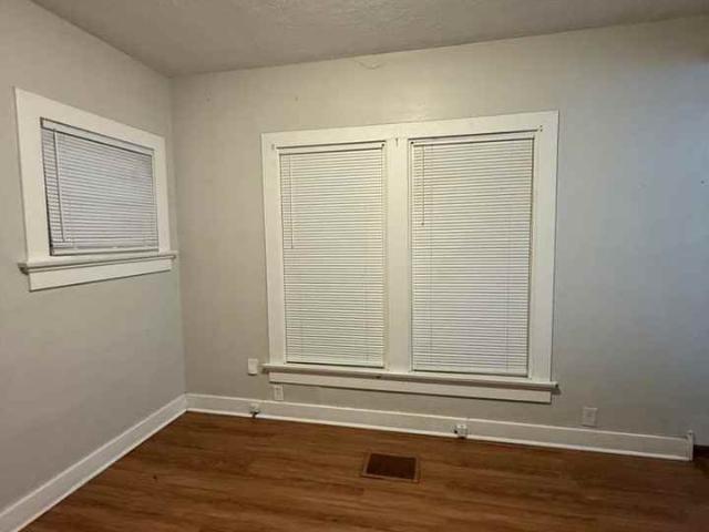 Apartment for rent in Twin Towers, Dayton