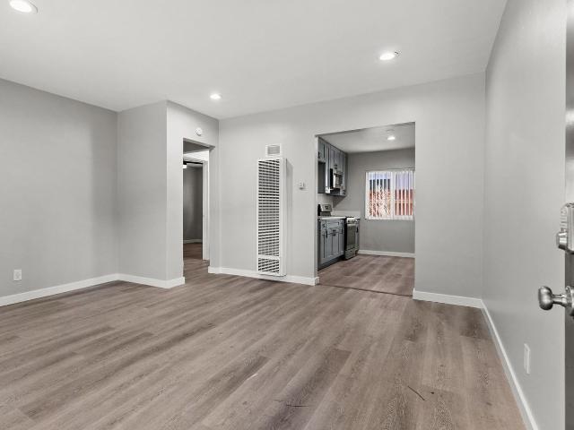 Apartment for rent in Fullerton, California
