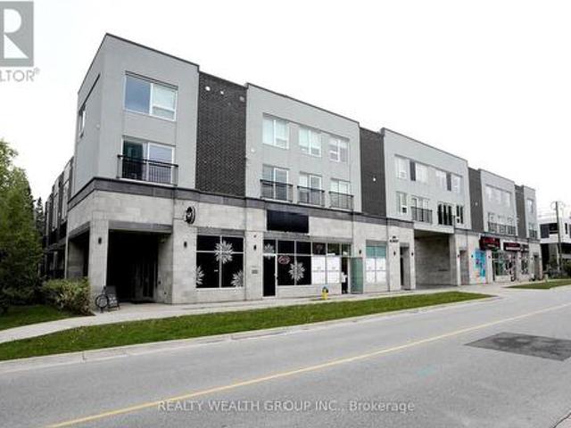 Townhouse for sale in Northdale, Waterloo