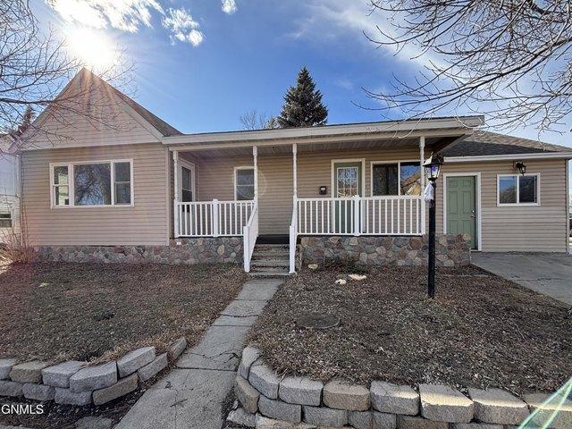 House for sale in Beulah, North Dakota