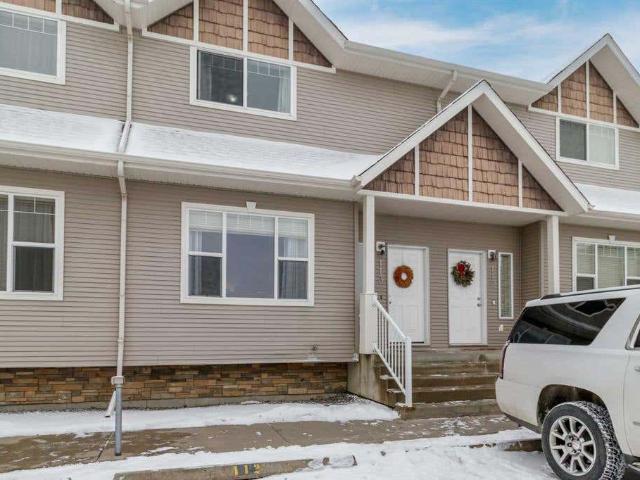 Townhouse for sale in Sylvan Lake, Alberta