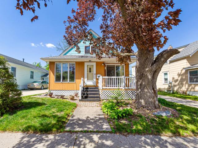 House for sale in Waseca, Minnesota
