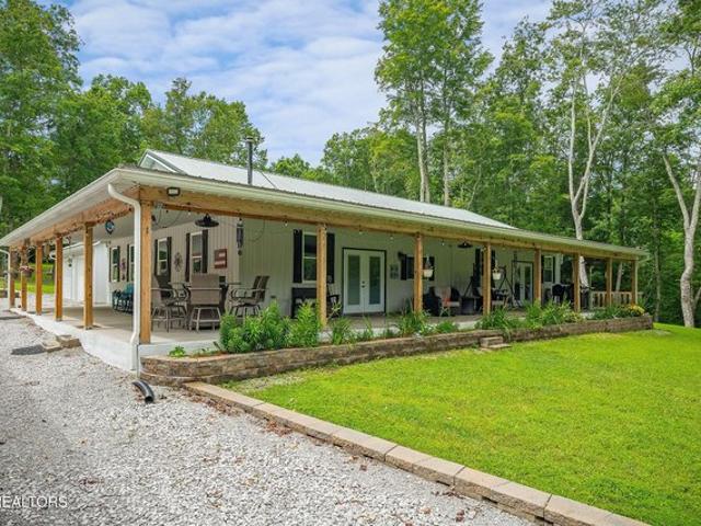 Farm for sale in Crossville, East Tennessee