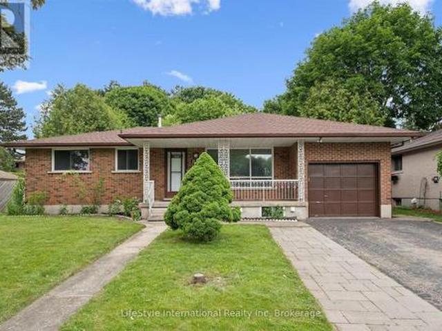 House for sale in Guelph, Ontario