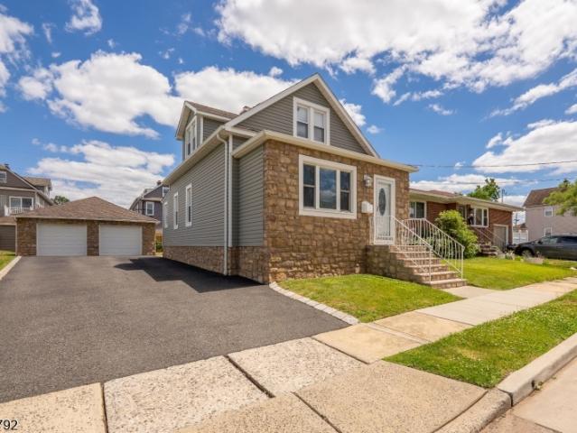 House for sale in Linden, New Jersey