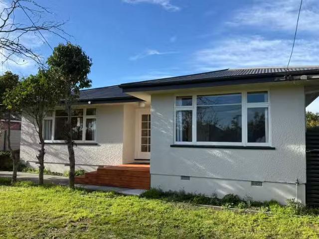 House for sale in Chaslands, Canterbury