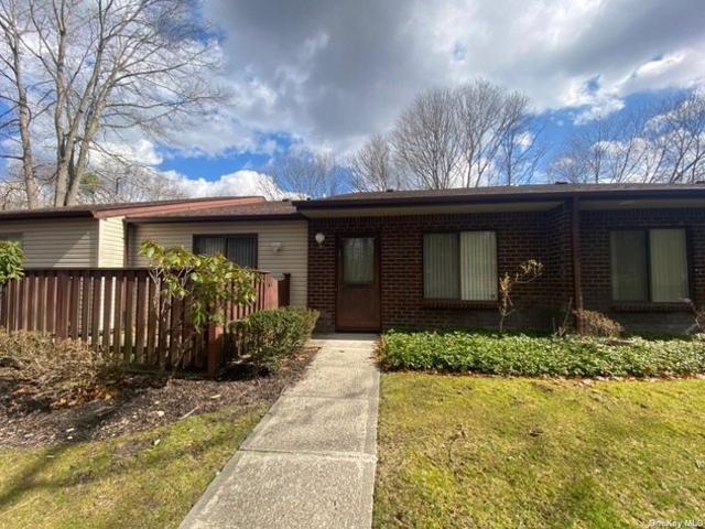 Condo for sale in Centereach, New York