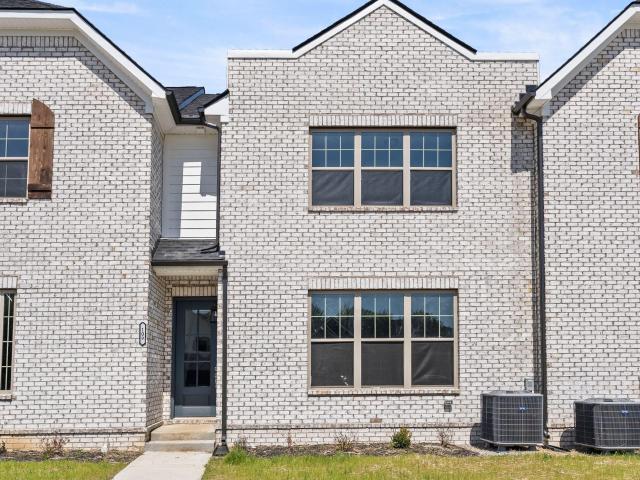 Townhouse for sale in Georgetown, Kentucky