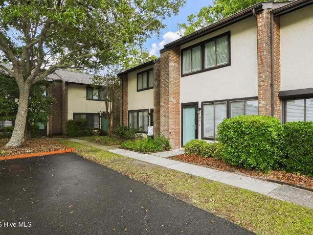 Townhouse for sale in Morehead City, North Carolina