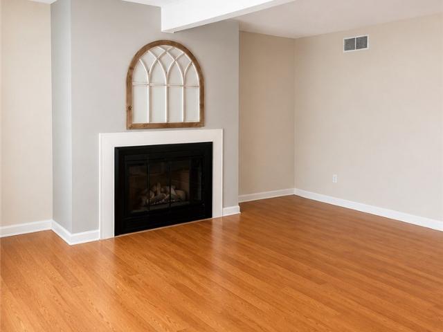 Townhouse for sale in Venetia, Pennsylvania