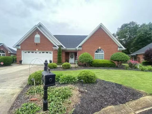 House for sale in Easley House for sale in Easley