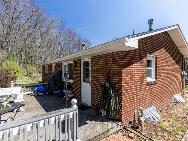 House for sale in Evans City, Pennsylvania
