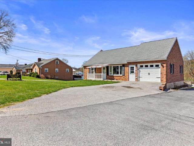 House for sale in Seven Valleys, Pennsylvania