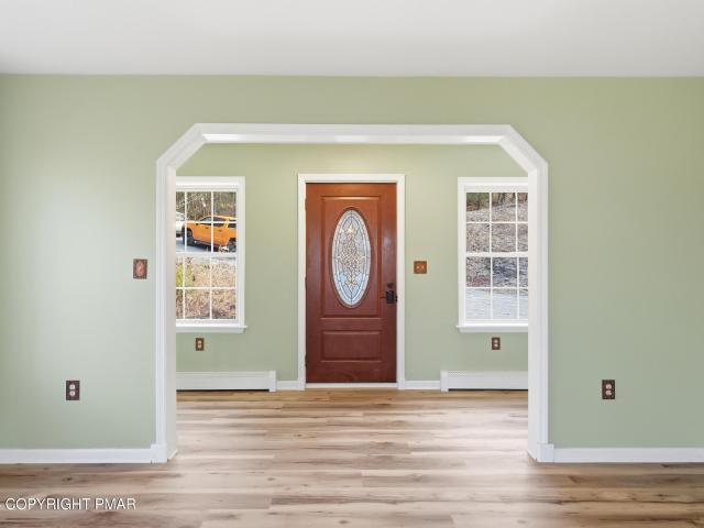 House for sale in Canadensis, Pennsylvania