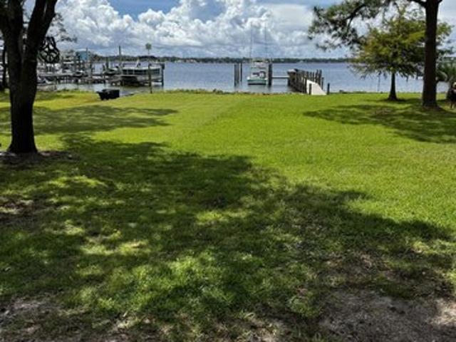 Townhouse for sale in Shalimar, Okaloosa County
