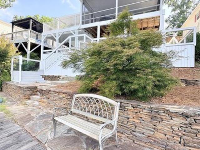 House for sale in New London, North Carolina