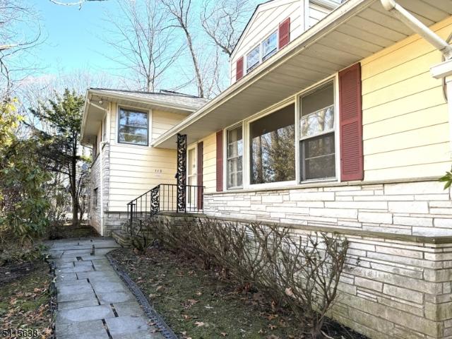 House for sale in Berkeley Heights, New Jersey