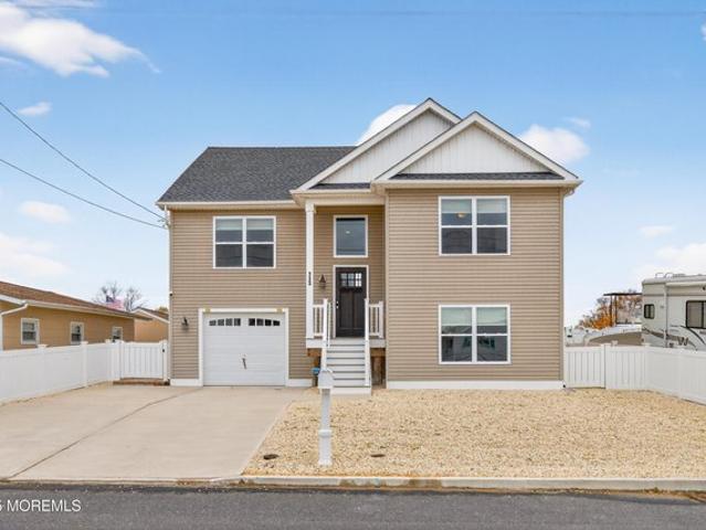 House for sale in Egg Harbor, Wisconsin