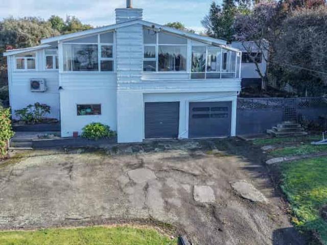 House for rent in Otakou