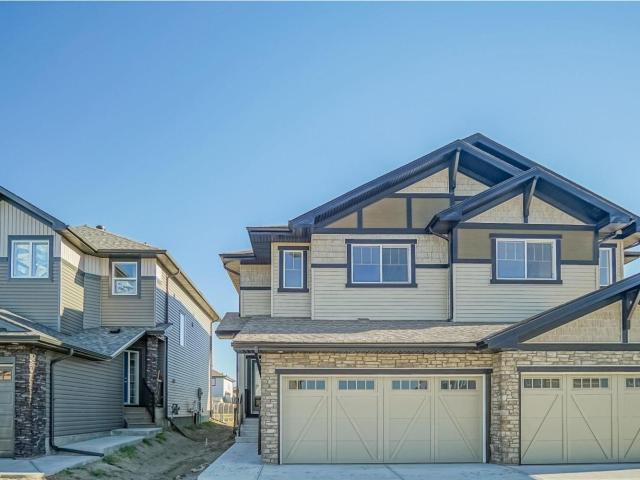 Duplex for sale in Fort Saskatchewan, Alberta