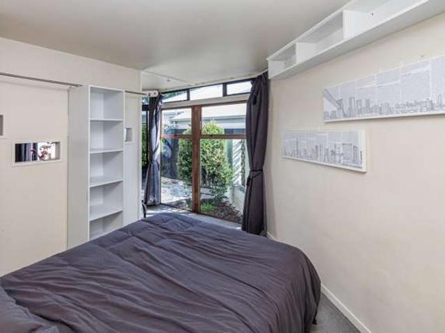 Townhouse for sale in Heathcote, Canterbury