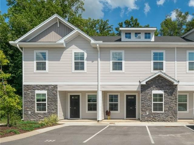 Townhouse for sale in Simpsonville, South Carolina