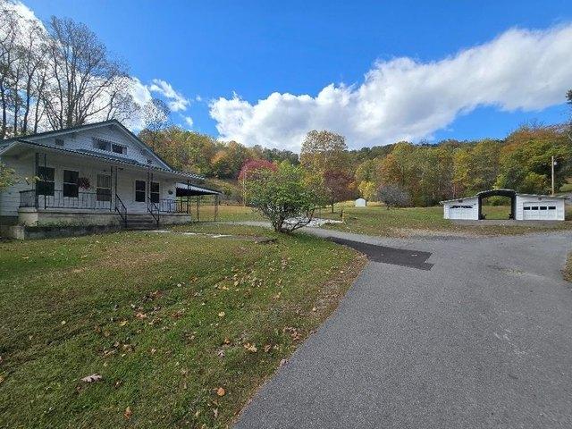 House for sale in Ansted, West Virginia