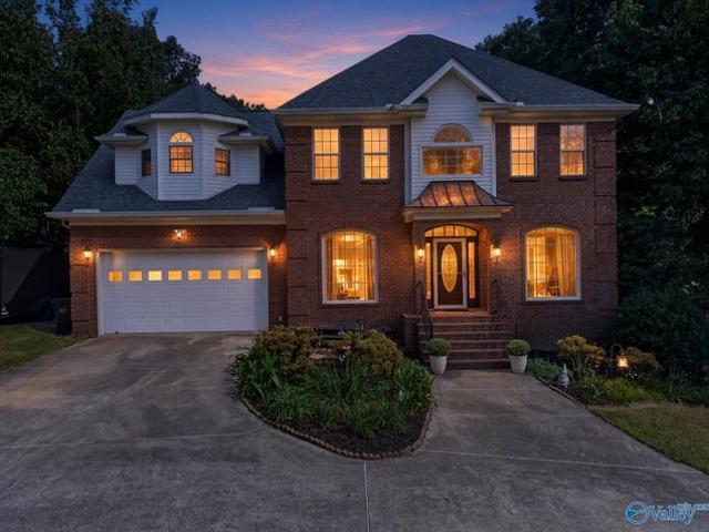 House for sale in Laceys Spring, Morgan County