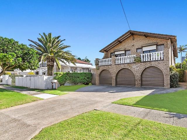 Apartment for rent in Mermaid Beach, Gold Coast City