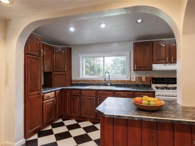 House for sale in Sackets Harbor, New York