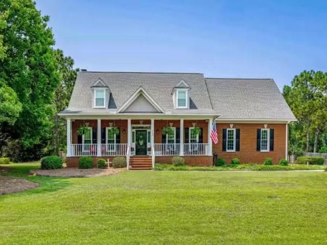 House for sale in Columbia