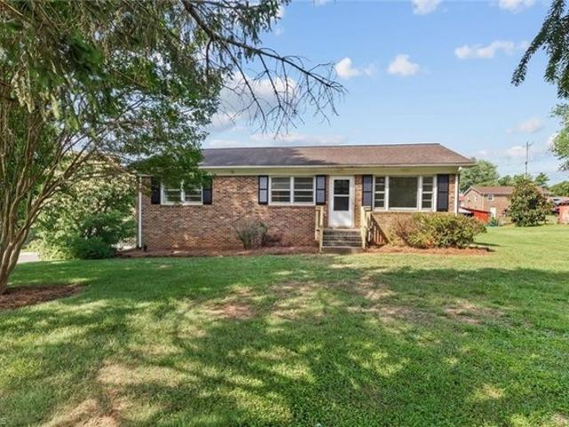 House for sale in Pilot Mountain, North Carolina