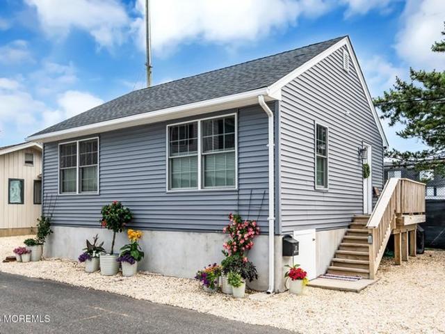 House for sale in Lavallette, New Jersey