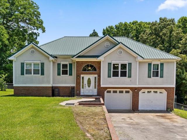 House for sale in Chickamauga, Georgia