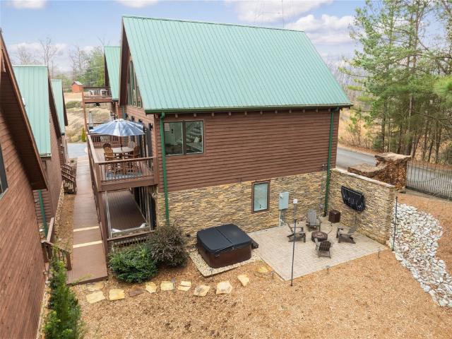 House for sale in Six Mile Run, South Carolina