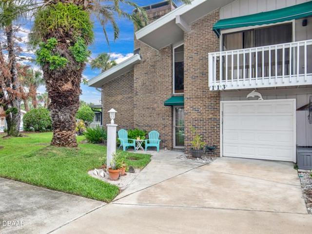 Townhouse for sale in New Smyrna Beach, Florida