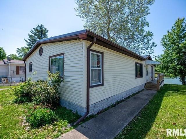 House for sale in Woodford, Illinois