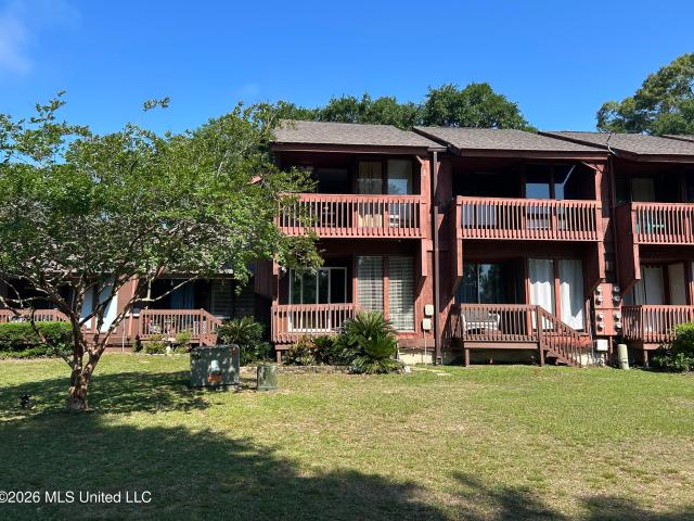 Condo for sale in Diamondhead, Mississippi