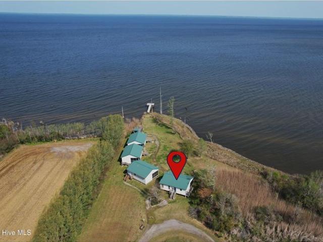 House for sale in Columbia, North Carolina