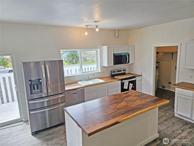 House for sale in Randle, Lewis County