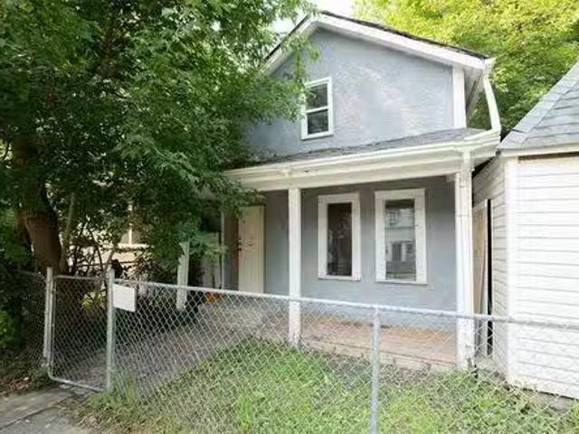 House for sale in East St. Paul, Manitoba